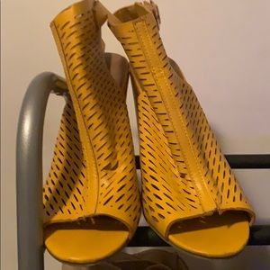 Mustard color shoes